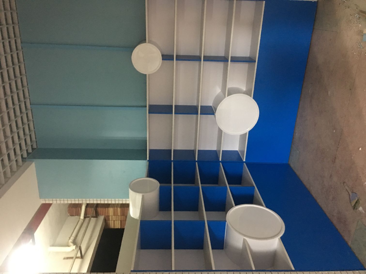 小學(xué)書報展柜